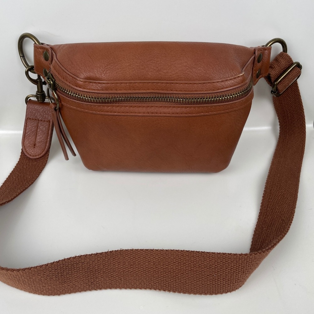 Universal Thread Cognac Brown Faux Leather Fanny Pack Belt Bag Adjustable Strap